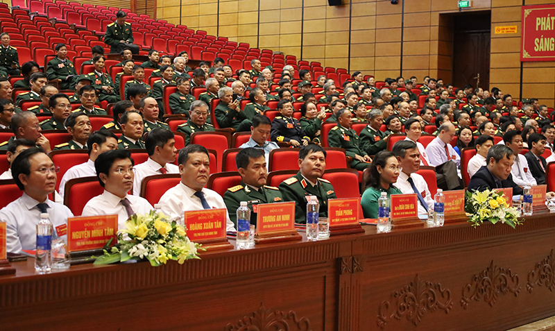 Các đại biểu dự đại hội.