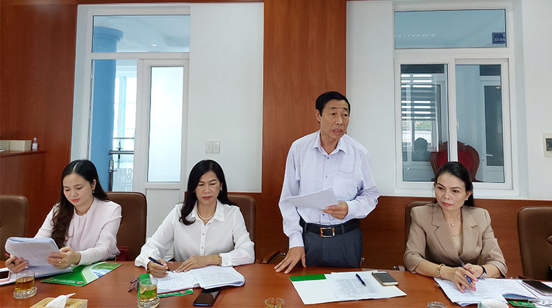 Các đại biểu thảo luận tại hội nghị