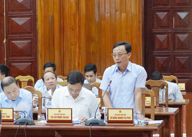 Lãnh đạo Sở Nông nghiệp và PTNT Mai Văn Minh phát biểu tại hội nghị.