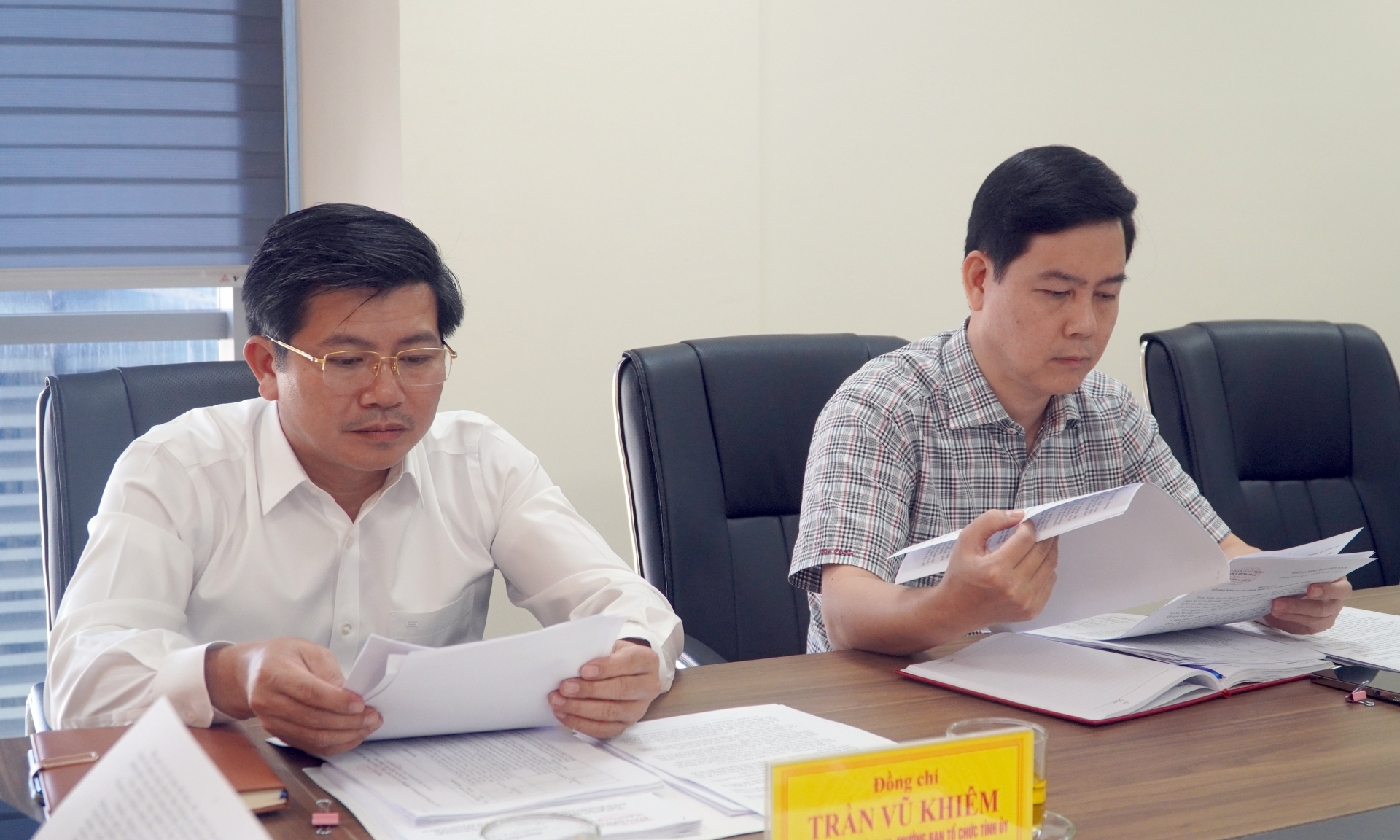 Các đồng chí Ủy viên Ủy ban Kiểm tra Tỉnh ủy tham gia kỳ họp thứ XVIII