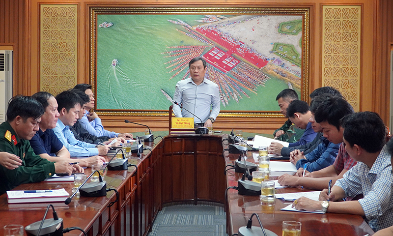 Đồng chí Bí thư Tỉnh ủy Vũ Đại Thắng đánh giá cao công tác chuẩn bị và ứng phó với mưa lũ của huyện Lệ Thủy