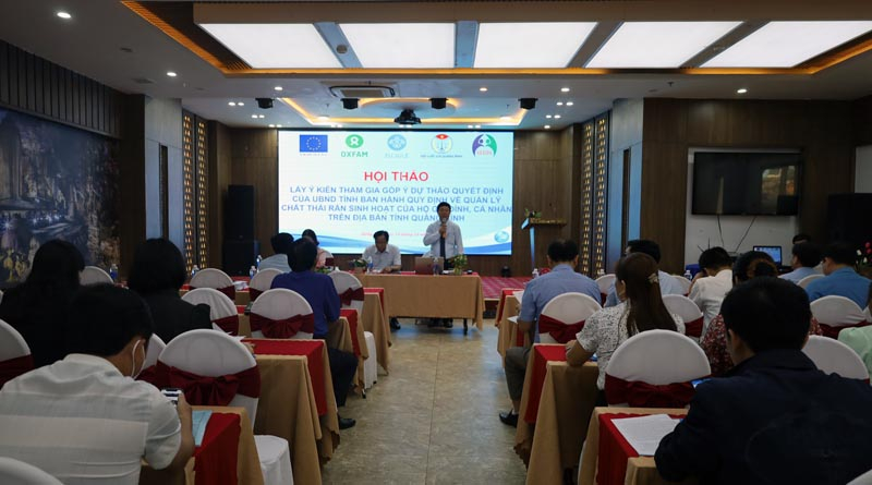 Các đại biểu tham dự tại hội thảo.