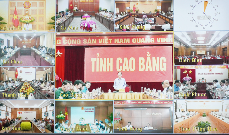 Điểm cầu các địa phương.