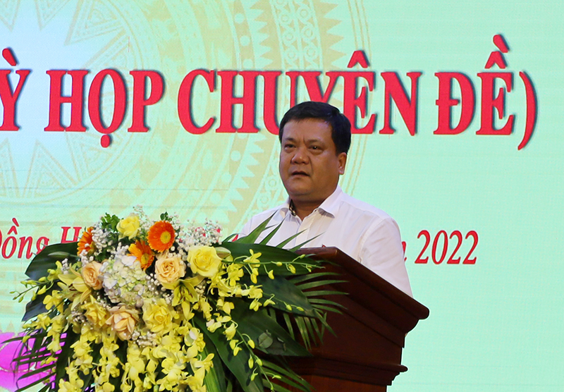 Đồng chí Trần Phong, Ủy viên Ban Thường vụ Tỉnh ủy, Bí thư Thành ủy, Chủ tịch HĐND TP. Đồng Hới phát biểu kết luận kỳ họp.