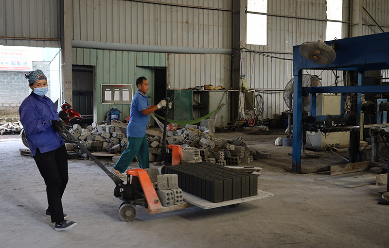 TP. Đồng Hới tập trung hỗ trợ vốn sản xuất, giải quyết việc làm, góp phần giảm nghèo hiệu quả.