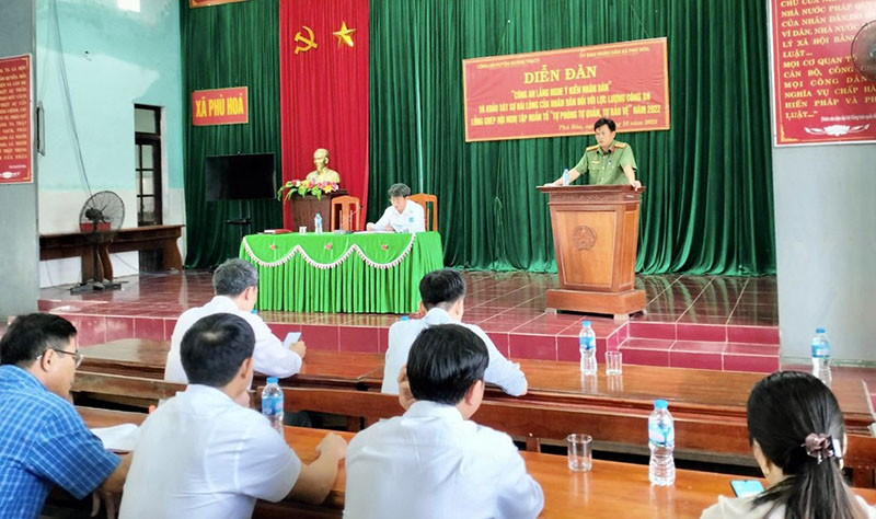  Diễn đàn  