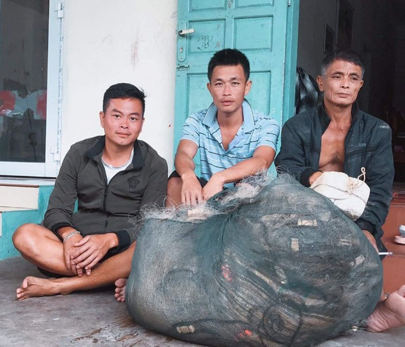 Ba ngư dan được tàu cá QB 91688 TS do ông Đào Xuân Hậu ở xã Bảo Ninh (TP. Đồng Hới) làm thuyền trưởng cứu hộ hiện sức khỏe đã ổn định.