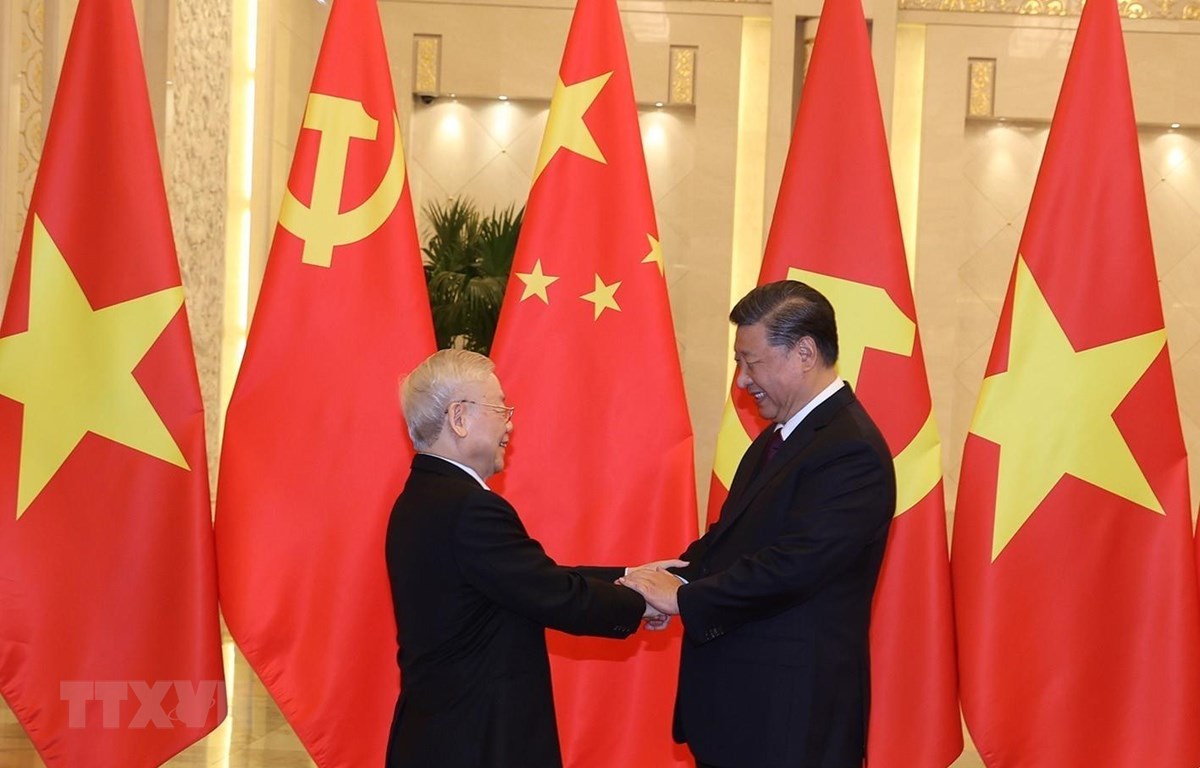 Tổng Bí thư, Chủ tịch Trung Quốc Tập Cận Bình đón Tổng Bí thư Nguyễn Phú Trọng, chiều 31/10/2022. Ảnh: Trí Dũng/TTXVN