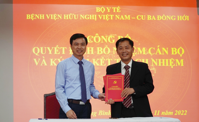 Ký Cam kết thực hiện quy định trách nhiệm và xử lý trách nhiệm đối với người đứng đầu và cấp phó của người đứng đầu trong thực hiện chức trách, nhiệm vụ được giao.