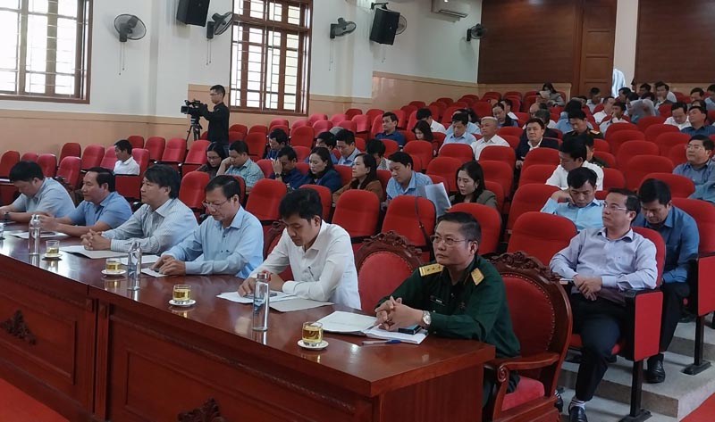 Các đại biểu tham dự tại hội nghị.