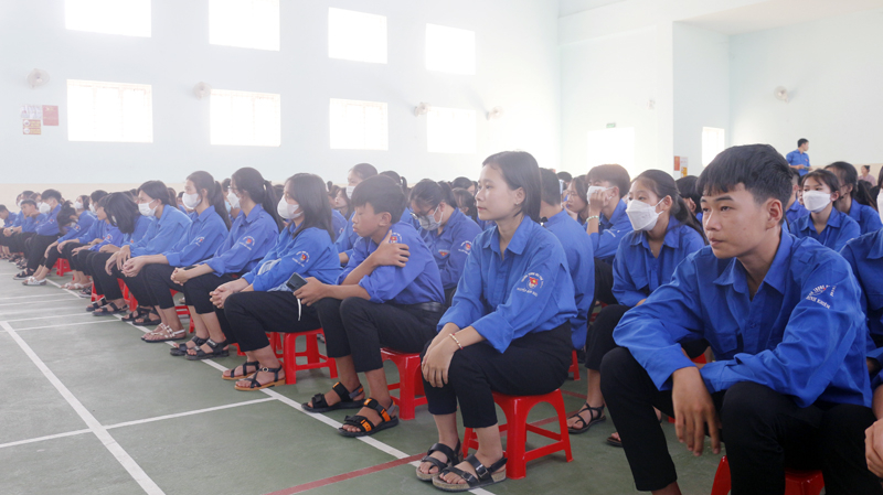  Phiên tòa giả định thu hút nhiều đoàn viên, thanh niên là học sinh.