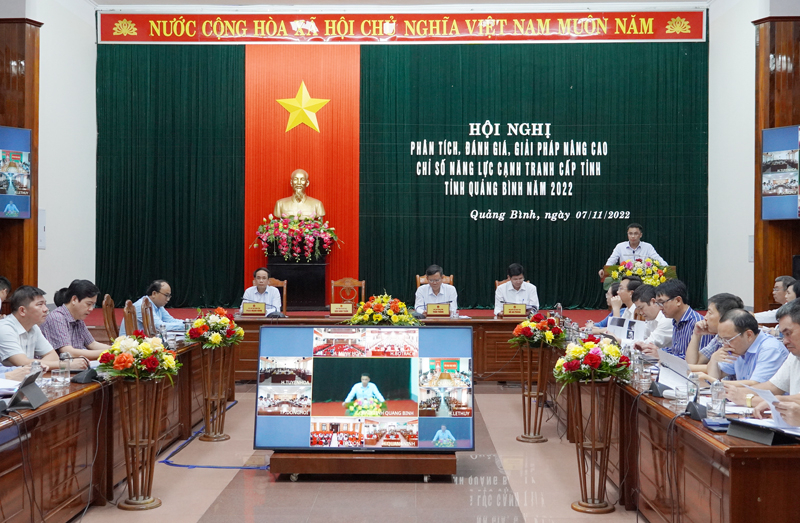 Phó Tổng thư ký VCCI phân tích, đánh giá Chỉ số PCI tỉnh Quảng Bình năm 2021 và chia sẻ kinh nghiệm về cải thiện, nâng cao chỉ số này.
