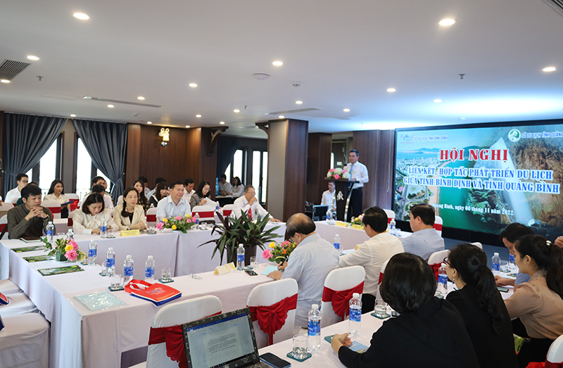 Toàn cảnh hội nghị.