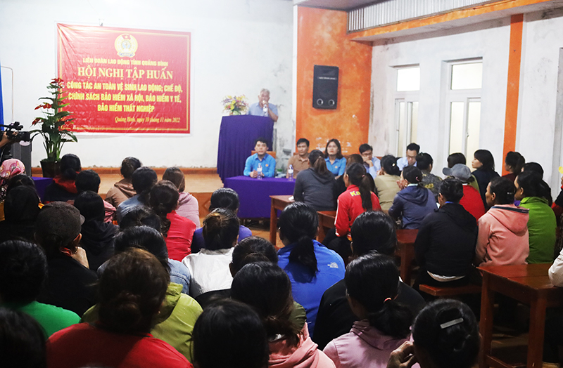 Toàn cảnh hội nghị.