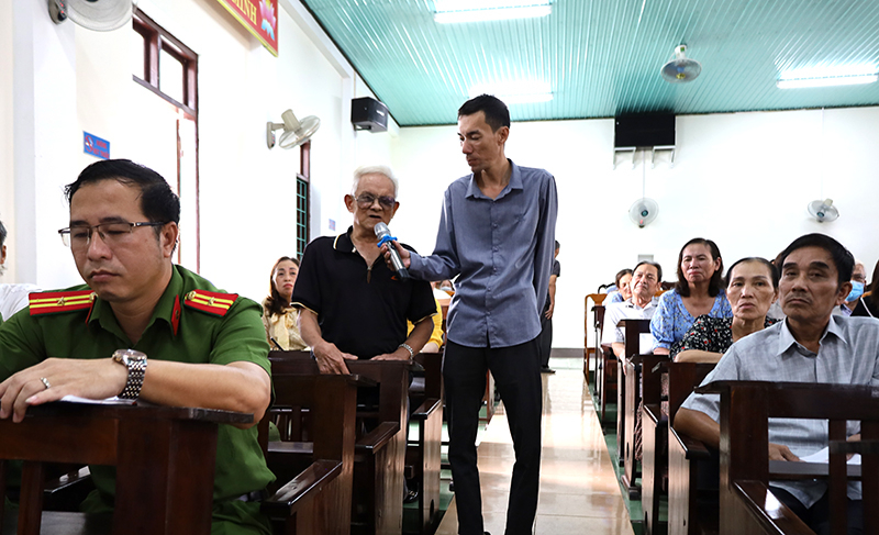 Cử tri trên địa abnf thành phố tham gia ý kiến.