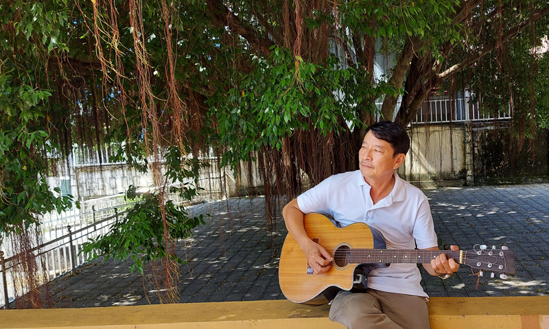 Nhạc sĩ Phạm Văn Quyền.