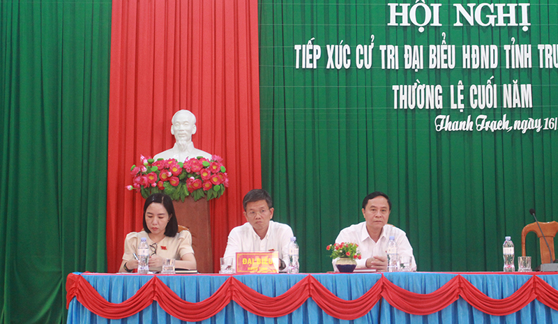 Các đại biểu HĐND tỉnh tiếp xúc với cử tri huyện Bố Trạch