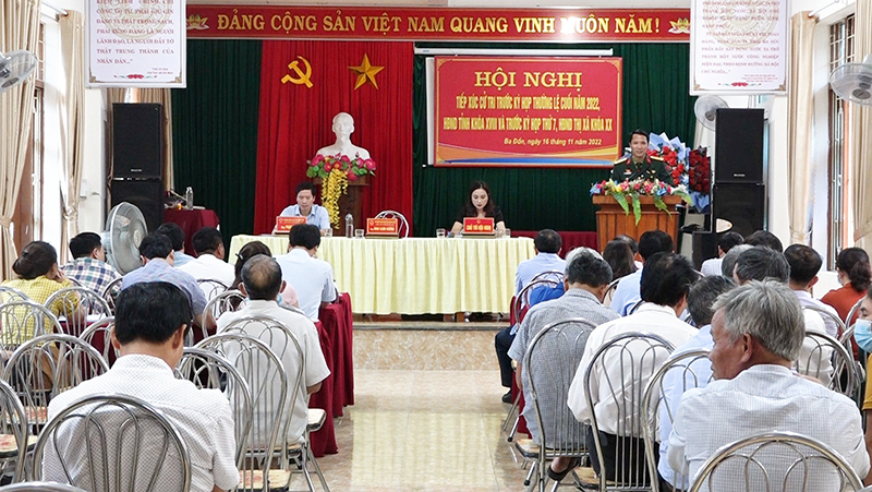 Đại diện tổ đại biểu HĐND tỉnh giải trình một số ý kiến, kiến nghị của cử tri.