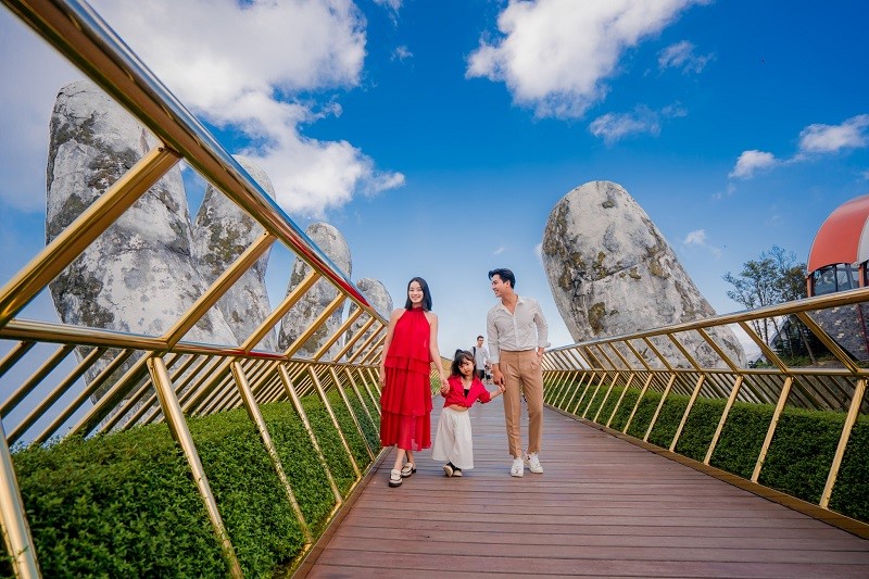 Một số địa điểm ở Đà Nẵng mà muốn tham quan du khách phải mua vé.