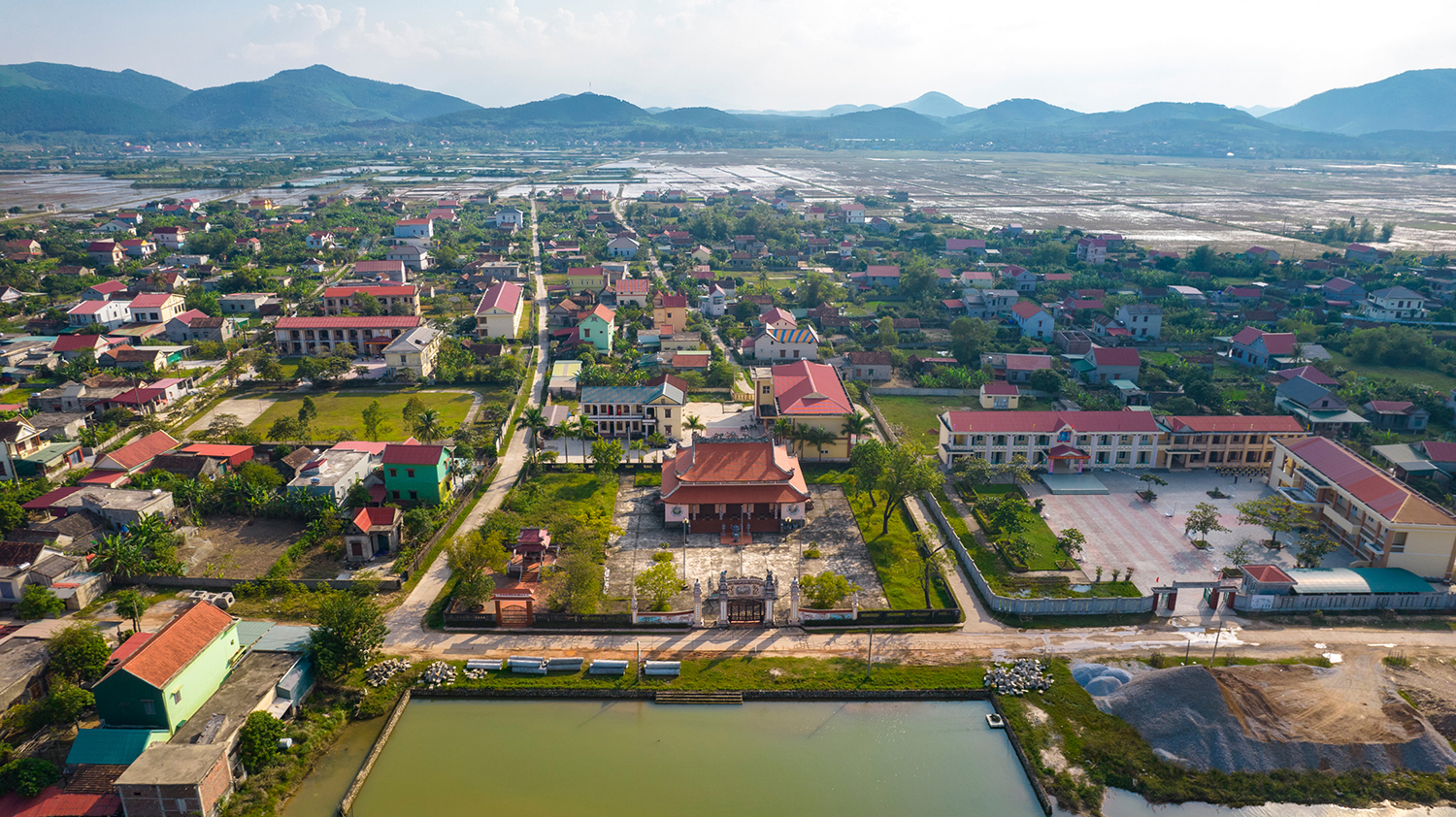 Một góc Hạ Trạch hôm nay. Ảnh: Phạm Văn Thức