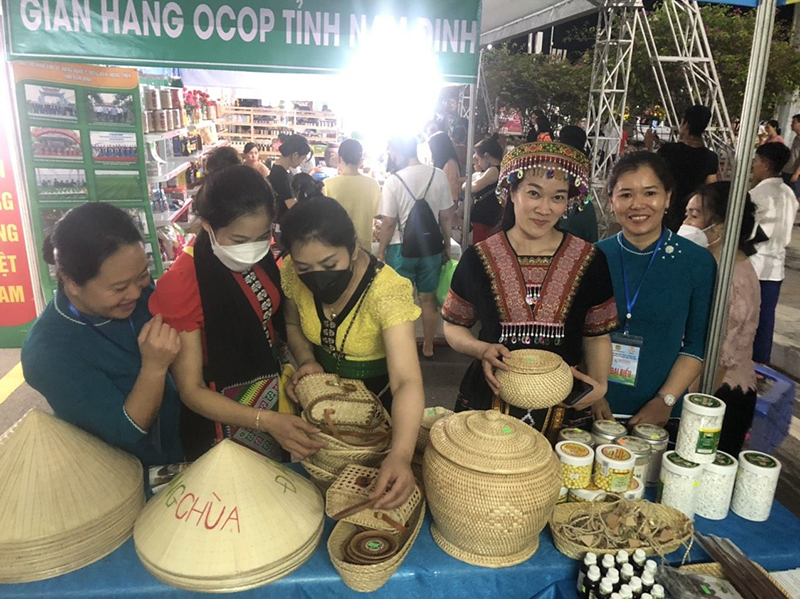 Chuyển đổi số góp phần kết nối, tiêu thụ sản phẩm nông sản đặc trưng.