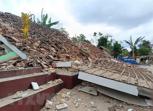 Các ngôi nhà bị phá hủy sau trận động đất ở thị trấn Cianjur thuộc tỉnh Tây Java, Indonesia ngày 21/11/2022. (Ảnh: THX/TTXVN)