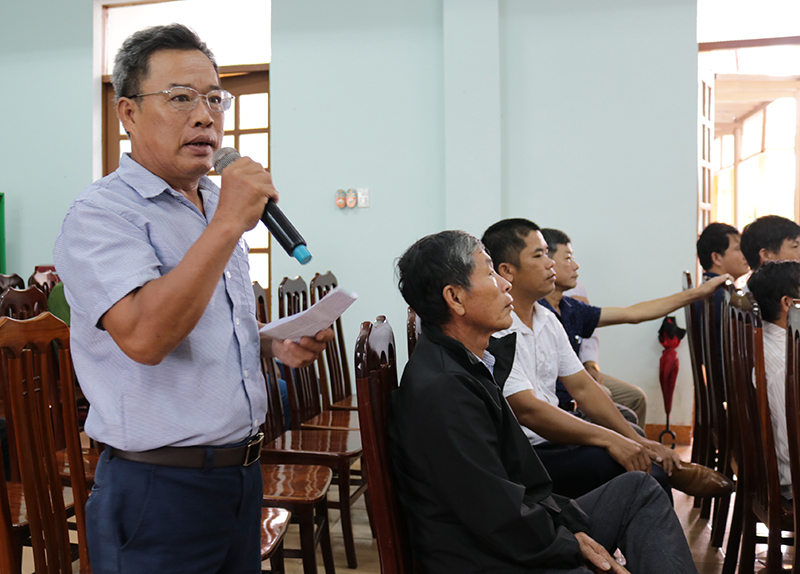 Cử tri huyện Lệ Thủy đề xuất các ý kiến, kiến nghị.