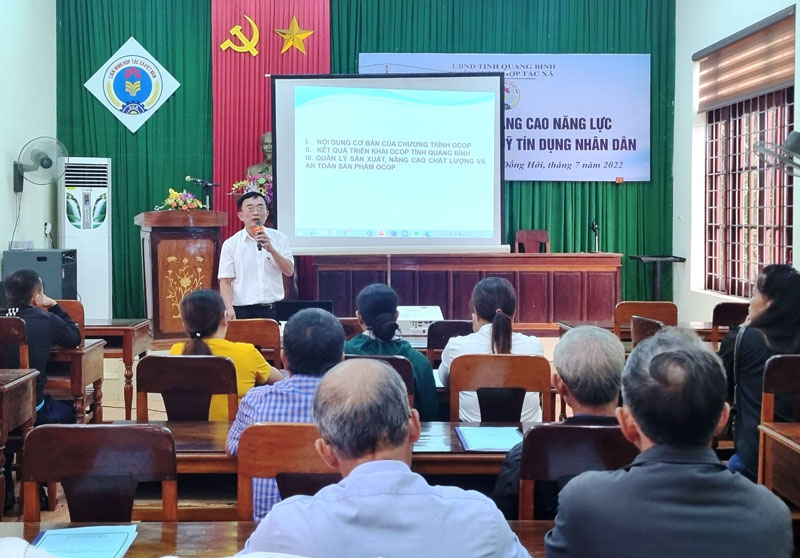 Toàn cảnh lớp tập huấn.