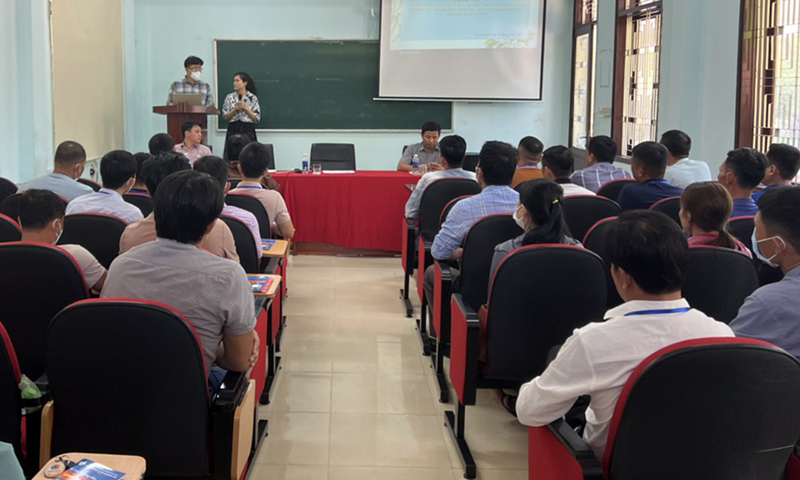 Lao động phỏng vấn tham gia chương trình đi lao động tại Hàn Quốc.
