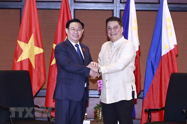 Chủ tịch Quốc hội Vương Đình Huệ và Chủ tịch Thượng viện Juan Miguel Zubiri tại hội đàm. (Ảnh: Doãn Tấn/TTXVN)