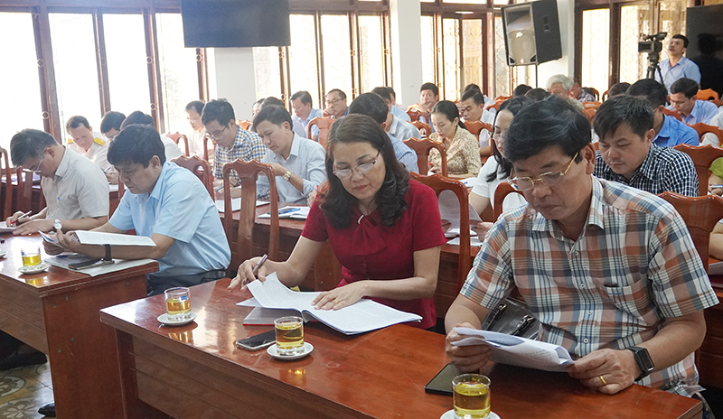 Các đại biểu tham dự tại hội nghị.