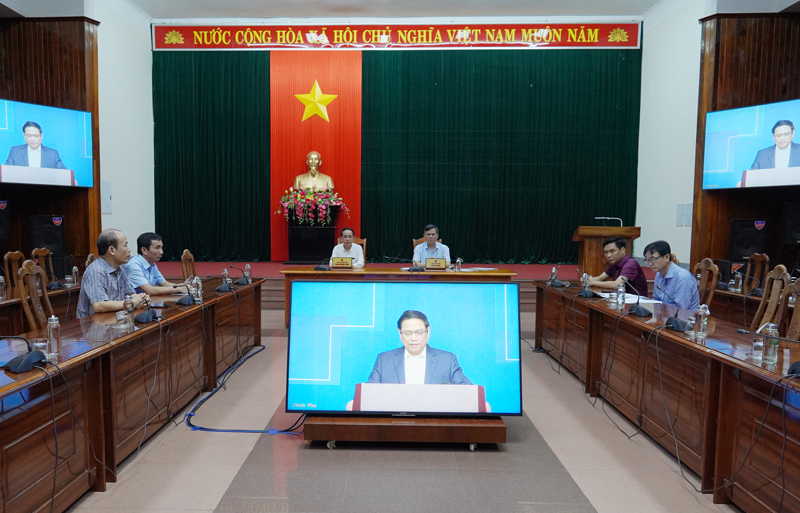 Các đại biểu dự hội nghị tại điểm cầu tỉnh Quảng Bình.