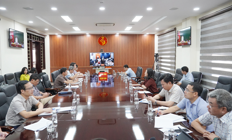 Các đại biểu dự hội nghị tại điểm cầu tỉnh Quảng Bình.
