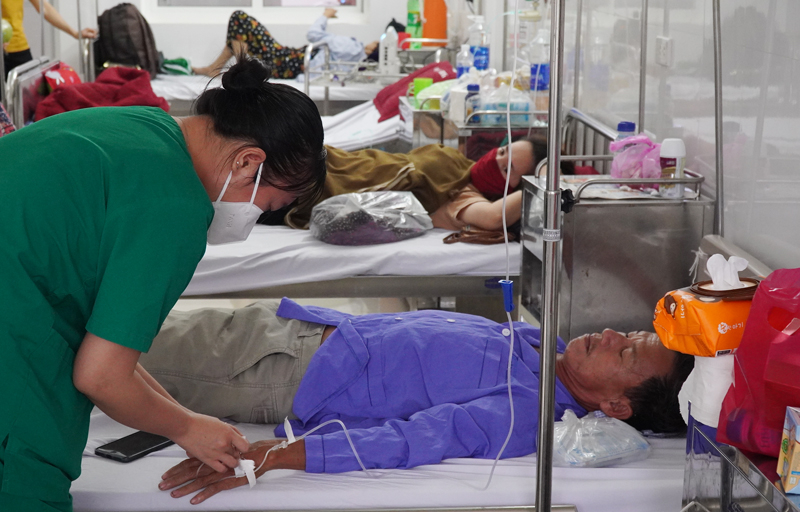 BN SXH  đang được theo dõi, điều trị tại Khoa Lâm sàng các bệnh nhiệt đới, Bệnh viện HNVN-CBĐH.