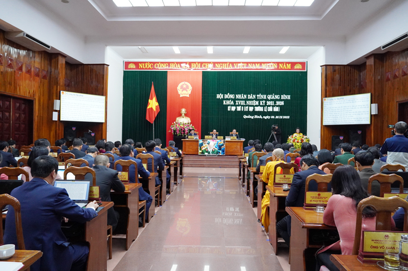 Toàn cảnh phiên khai mạc kỳ họp.