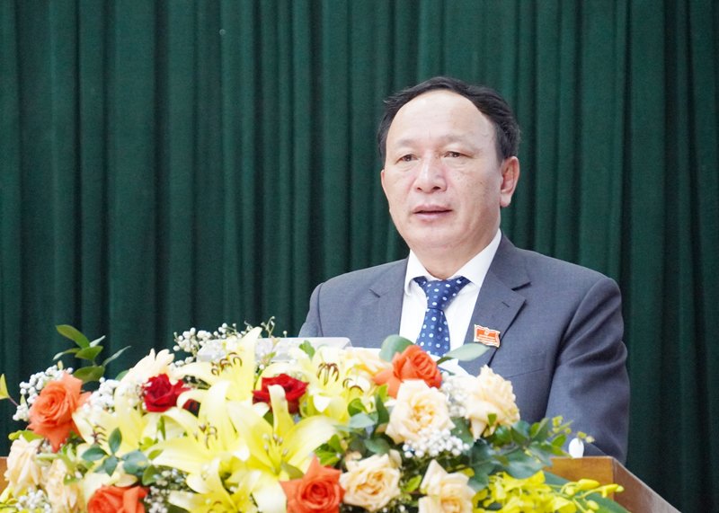  Đồng chí Phó Bí thư Thường trực Tỉnh ủy, Chủ tịch HĐND tỉnh phát biểu bế mạc kỳ họp.  