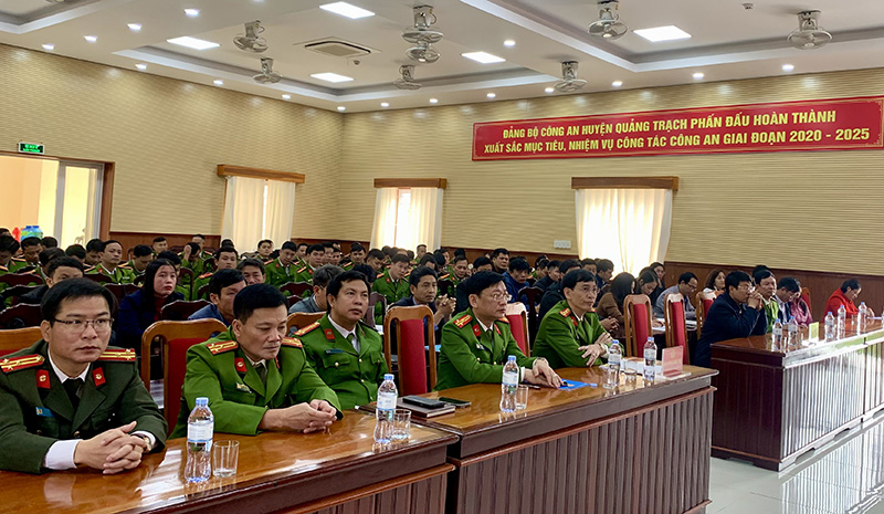  Đại biểu tham dự hội nghị