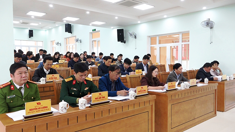 Các đại biểu tham dự hội nghị.