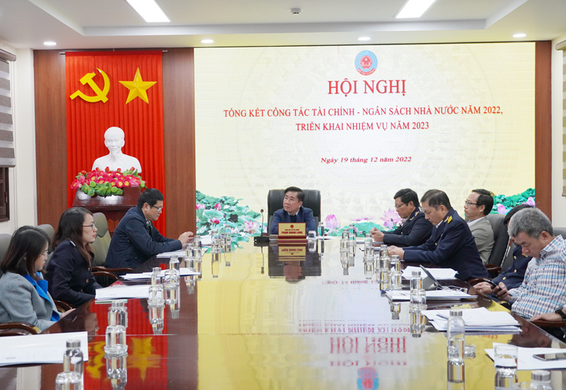 Các đại biểu dự hội nghị tại điểm cầu tỉnh Quảng Bình.