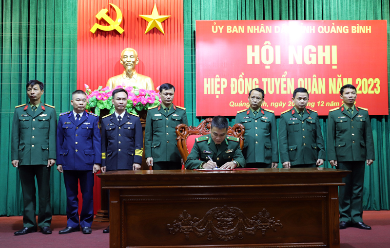 Ký kết Biên bản hiệp đồng giao nhận quân năm 2023