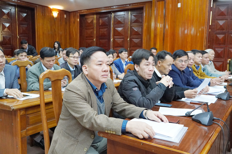 Đông đảo nong dân sản xuất giỏi, các chủ trang trại tham dự hội nghị.