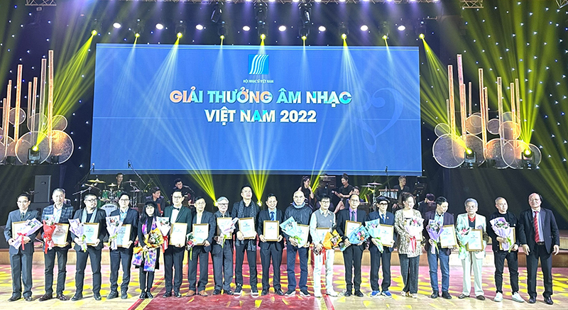 Các nhạc sỹ được vinh danh tại lễ trao thưởng