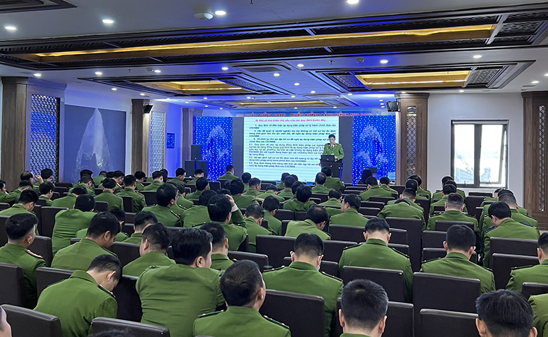 Tại lớp tập huấn, Công an các địa phương cũng đã chia sẻ những kinh nghiệm trong công tác phòng, chống tệ nạn ma túy.