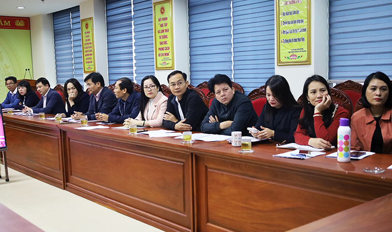 Các đại biểu dự hội nghị.