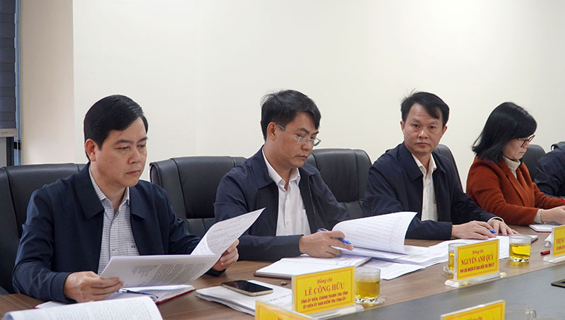 Các đại biểu dự kỳ họp