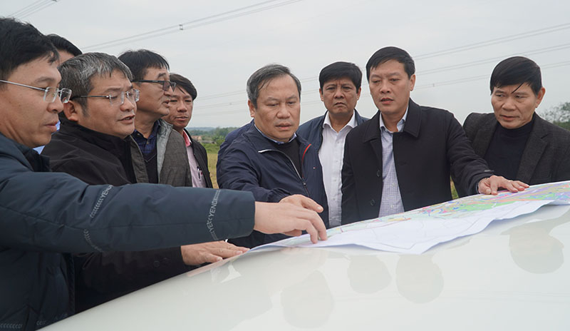  Rà soát, nghiên cứu các dự án khả thi để thu hút, mời gọi đầu tư là một trong những nhiệm vụ quan trọng thúc đẩy đầu tư, tăng trưởng năm 2023.
