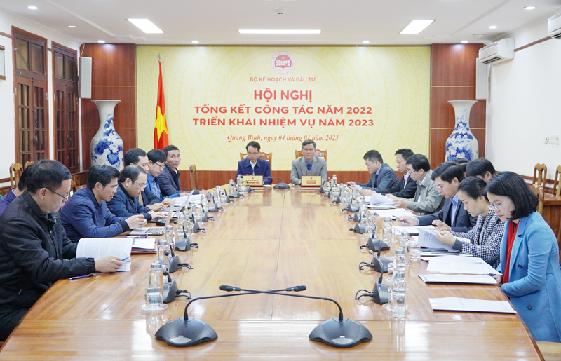 Các đại biểu dự hội nghị tại điểm cầu tỉnh Quảng Bình.