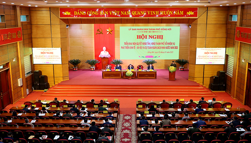 Toàn cảnh hội nghị.