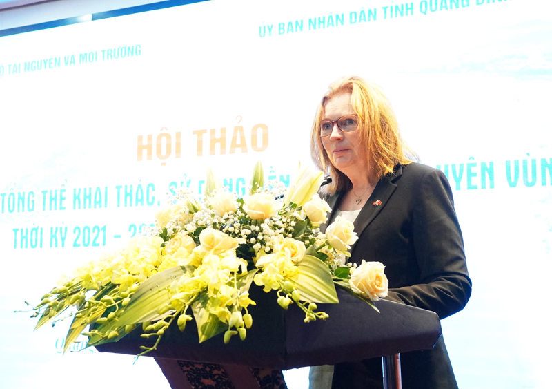 Bà Mette Moglestue, Phó Đại sứ Na Uy tại Việt Nam phát biểu tại hội thảo.