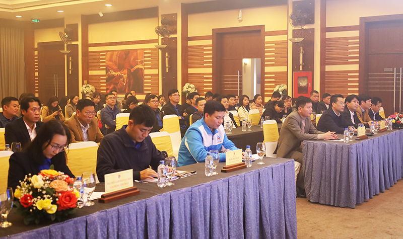 Các đại biểu dự hội nghị.